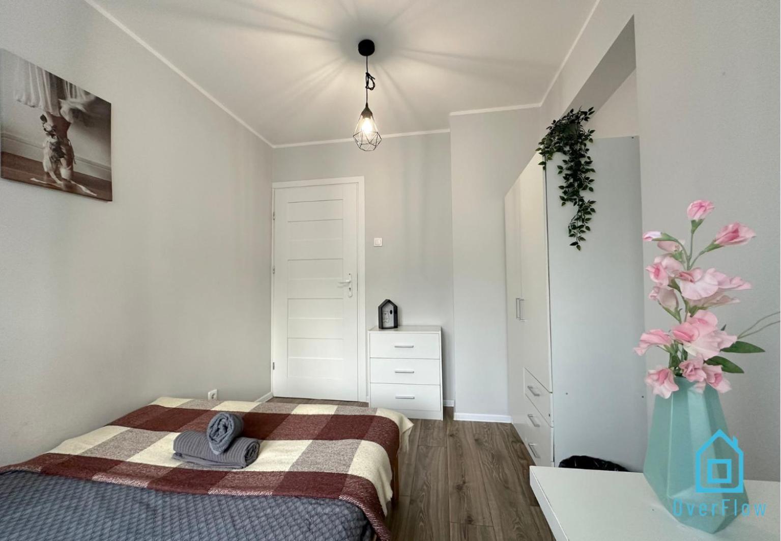 Lovely Room - Peaceful Retreat, 2 Minutes To Gdansk Old Town Exterior photo